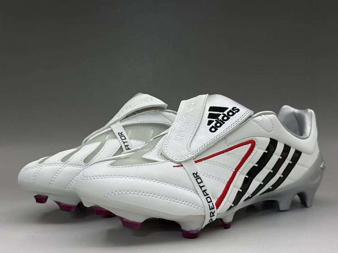 Chuteira Adidas Predator Elite Tongue FG Campo