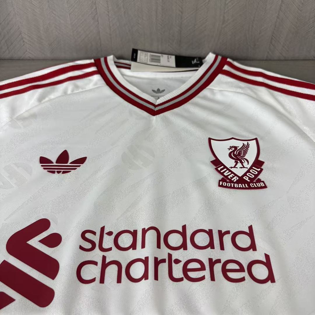 Liverpool Away 26/27 Player