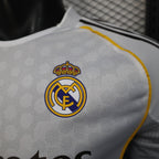 Real Madrid Home 25/26  Manga Longa Player