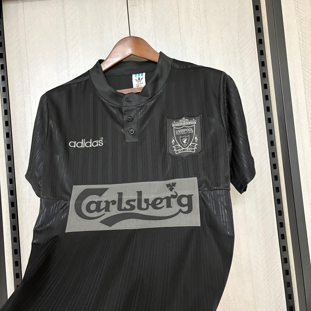 Liverpool Black 1995/96 Retrô