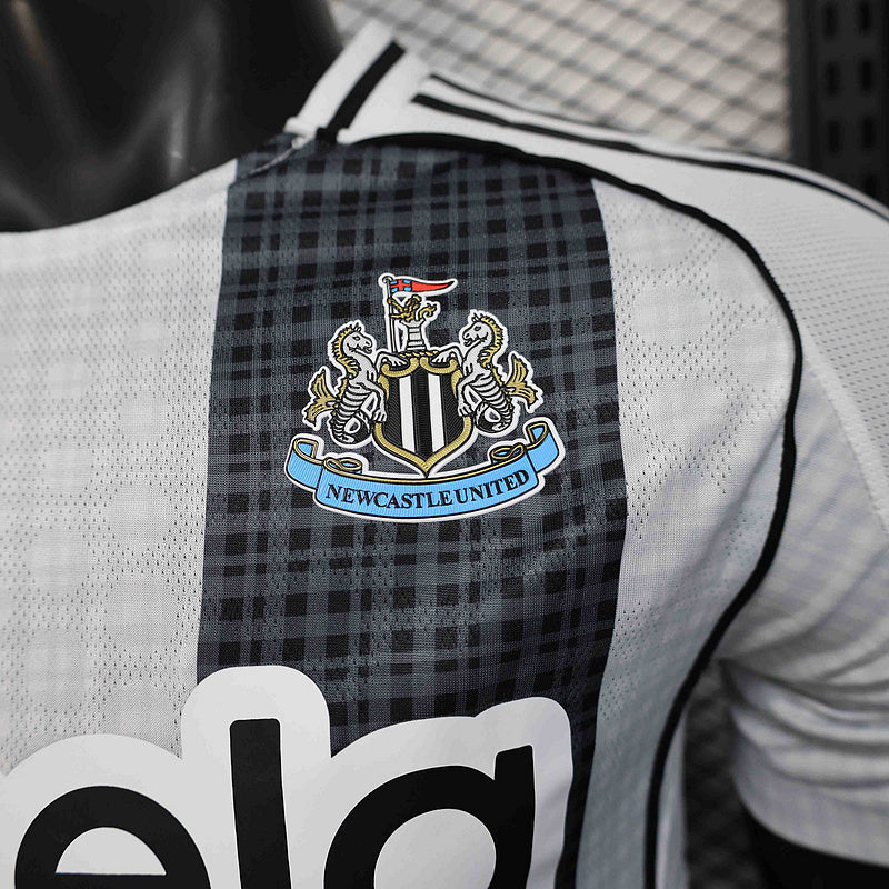 Newcastle Home 25/26 Player