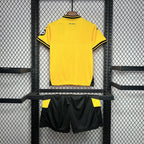 Wolverhampton Home 24/25 Infantil