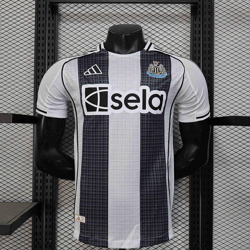 Newcastle Home 25/26 Player