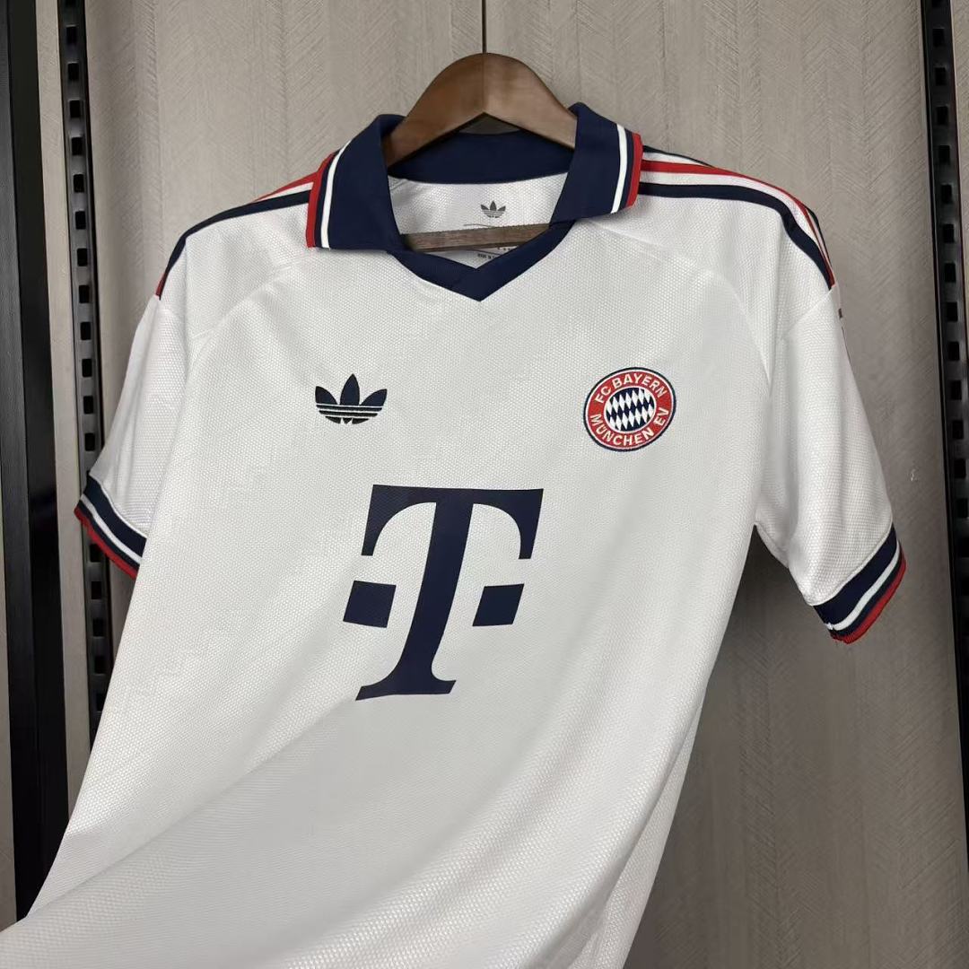Bayern Munich Away - 2026/27
