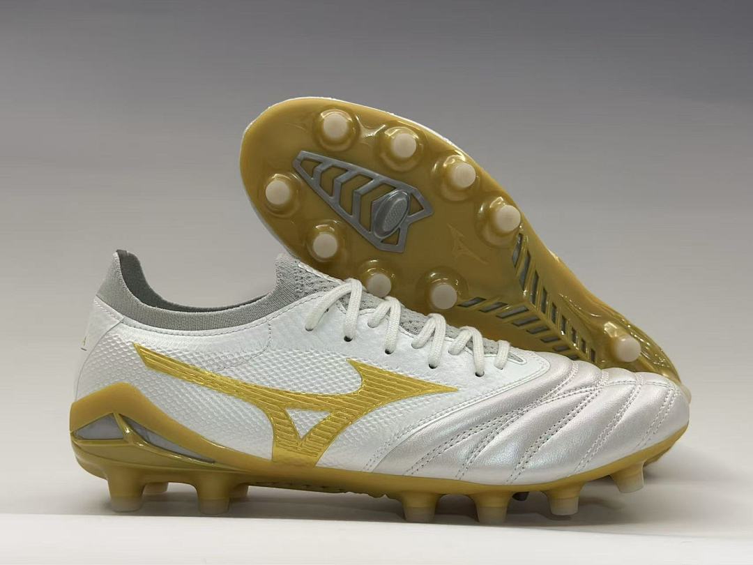 Chuteira Mizuno Morelia Neo IV Campo
