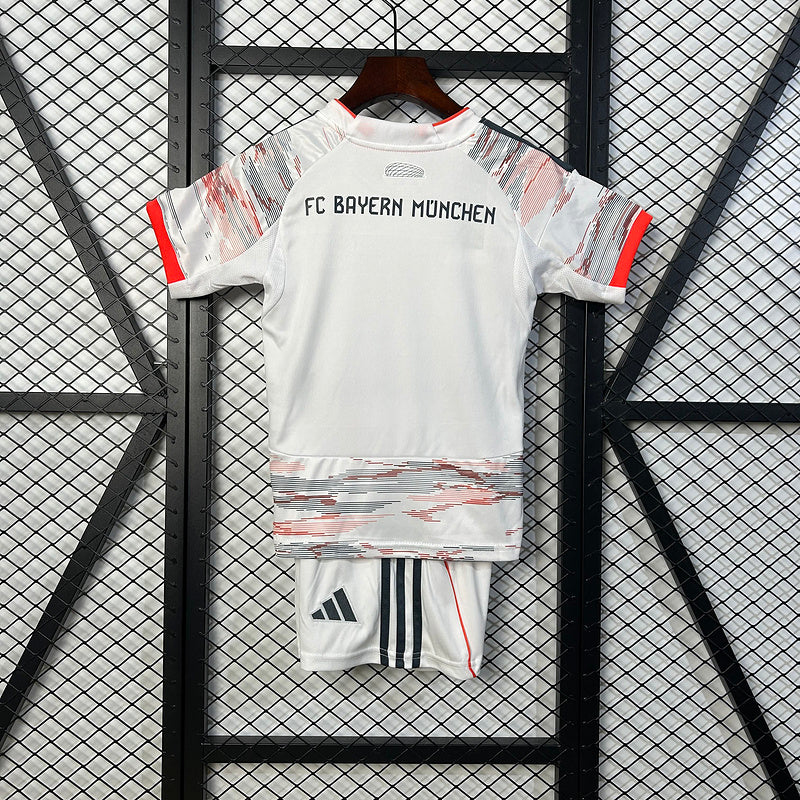 Bayern Munich Away 25/26 Infantil