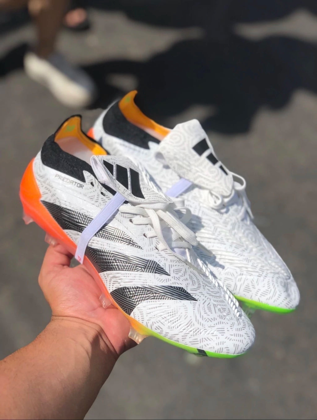 Chuteira Adidas Predator Elite Campo